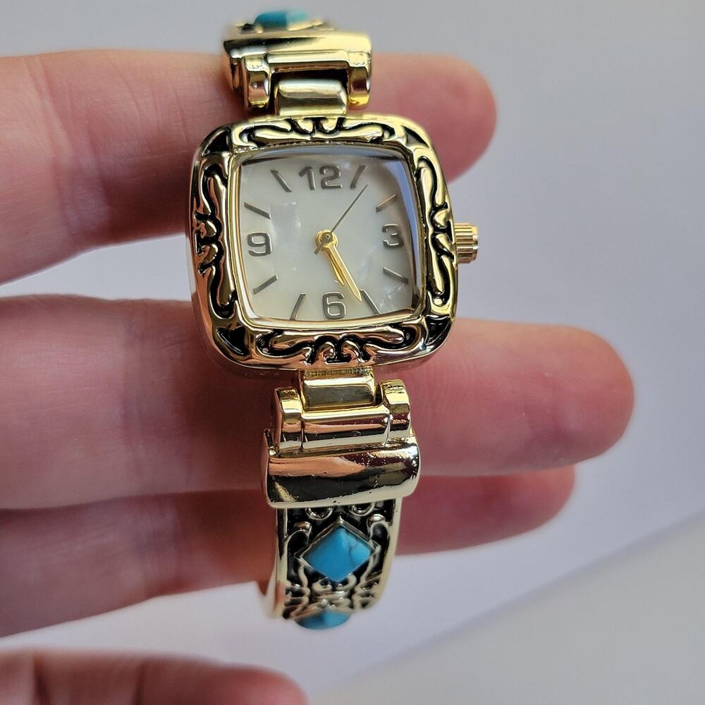 Womens Watch White Dial Gold Tone Turquoise Bangle Bracelet Gemmed Dress Quartz